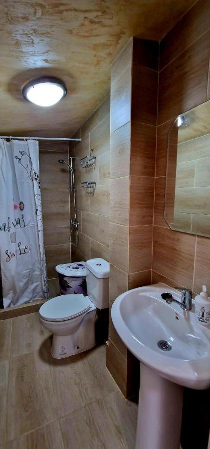 Lazy Lounge Apartments Mangalya Dış mekan fotoğraf